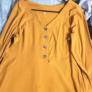 Mustard dress size  Is XXL